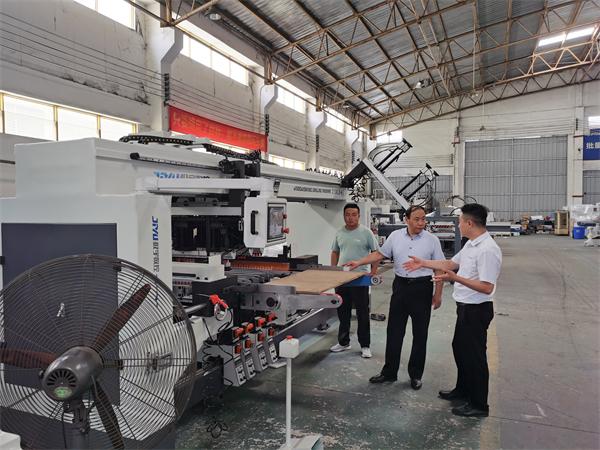 携竭诚之心 引企业入宁——宁津县长官镇赴粤招商聚焦机械设备研发